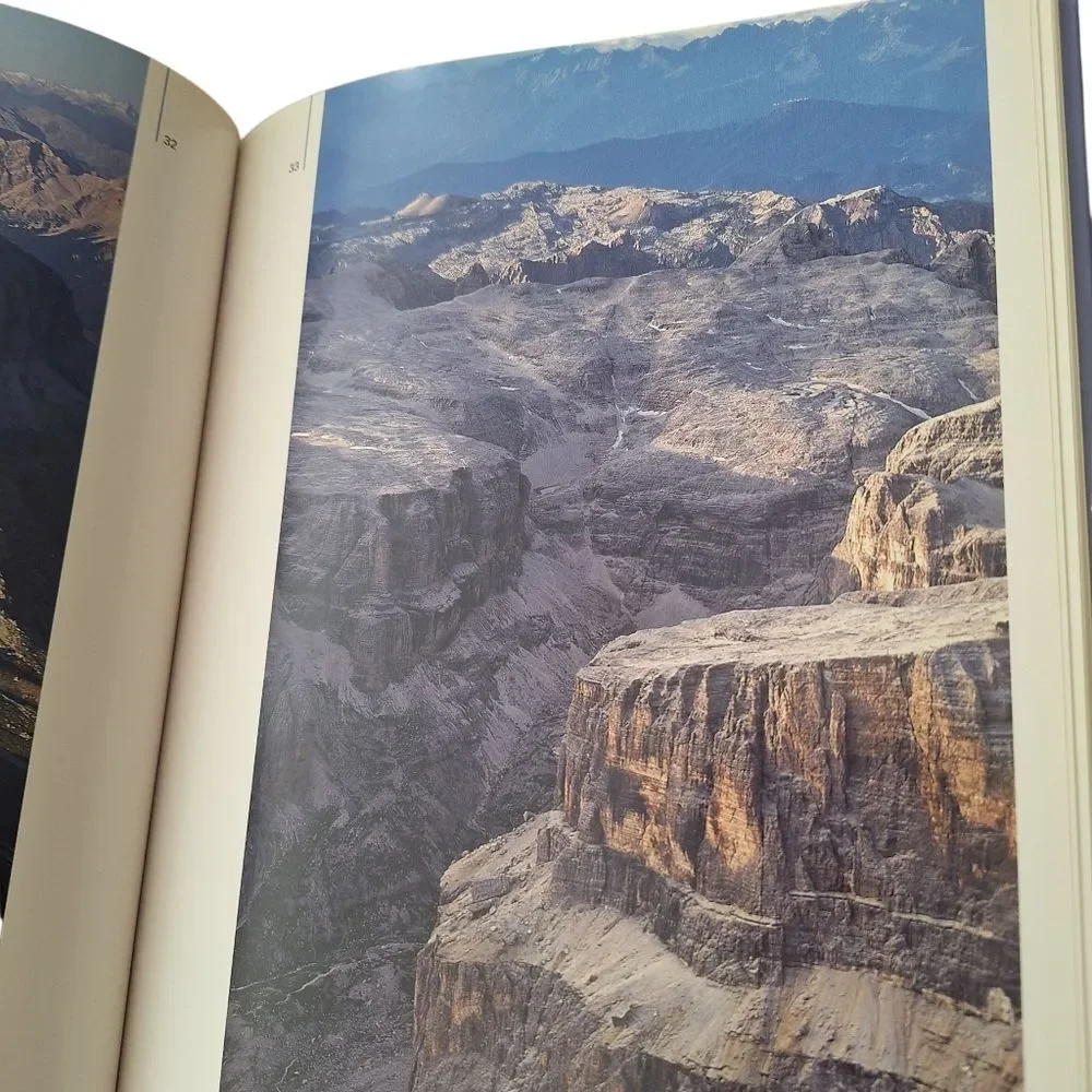 Dolomiten vertikal: The World Natural Heritage from the air / Coffee Table Book
